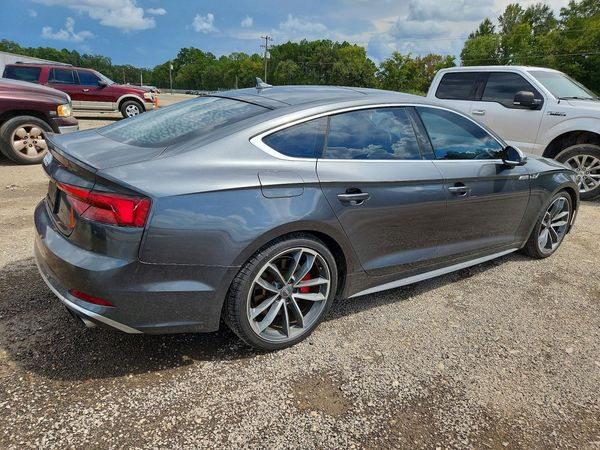 2018 AUDI S5