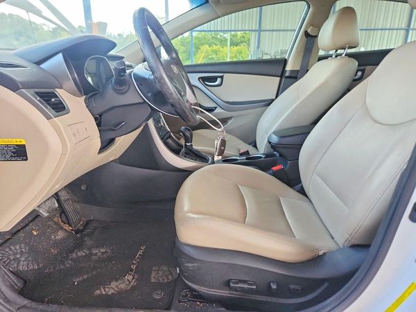 2015 HYUNDAI ELANTRA