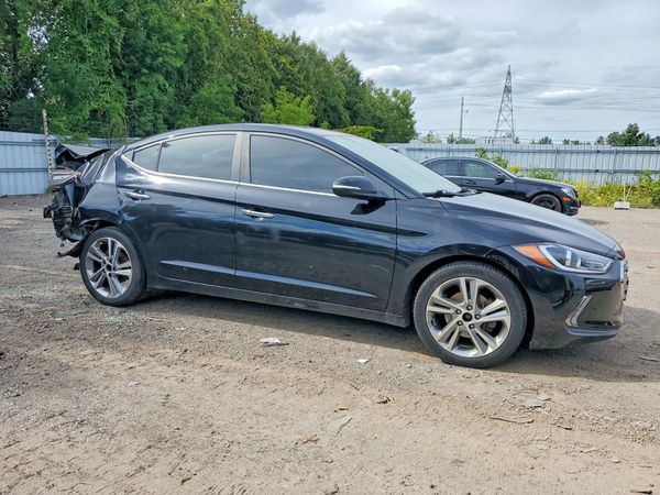 2017 HYUNDAI ELANTRA