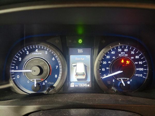 2016 TOYOTA SIENNA