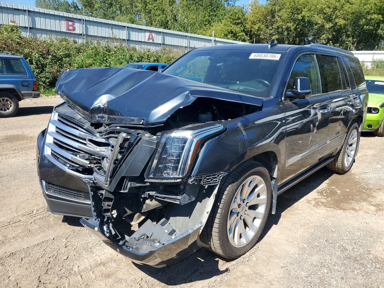 2019 CADILLAC ESCALADE Platinum
