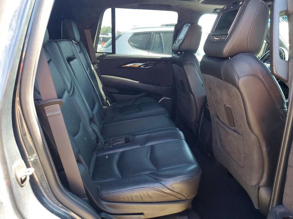 2019 CADILLAC ESCALADE Platinum