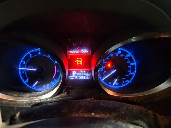 2014 TOYOTA COROLLA L/LE