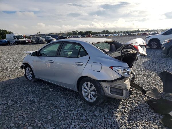 2015 TOYOTA COROLLA