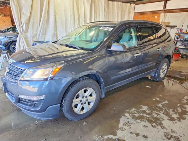2013 CHEVROLET TRAVERSE LS