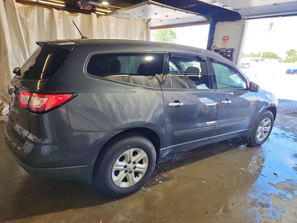 2013 CHEVROLET TRAVERSE LS