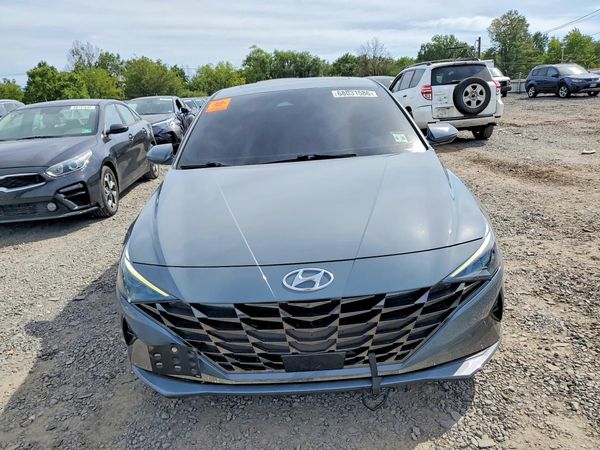 2021 HYUNDAI ELANTRA