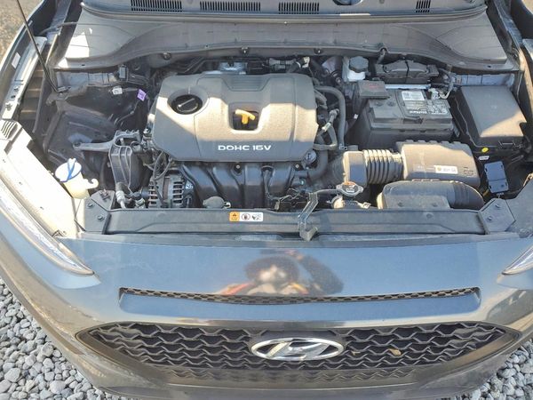 2021 HYUNDAI KONA — Engine bay