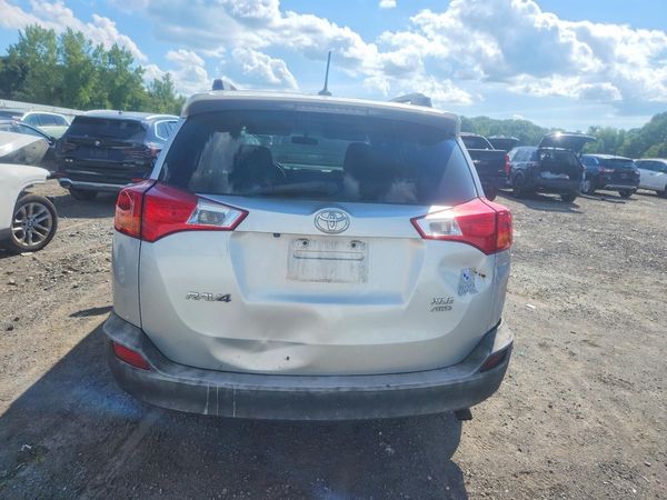 2015 TOYOTA RAV4 XLE (M Grade)