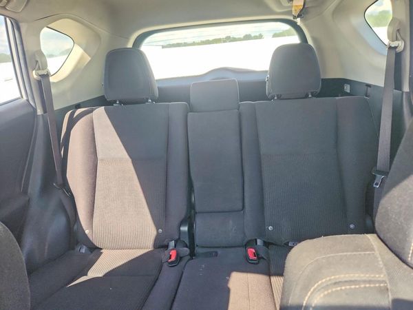 2015 TOYOTA RAV4 XLE (M Grade)