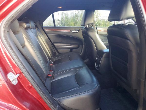 2013 CHRYSLER 300 Base/Limited