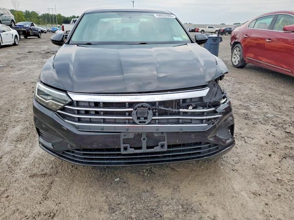 2019 VOLKSWAGEN JETTA S, SE, R-Line