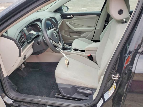 2019 VOLKSWAGEN JETTA S, SE, R-Line