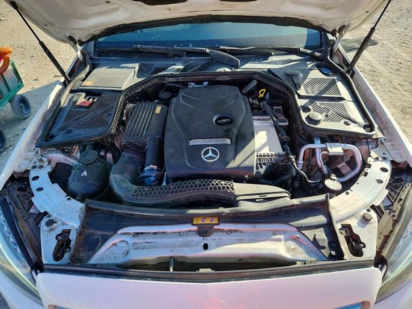 2015 MERCEDES-BENZ C Base