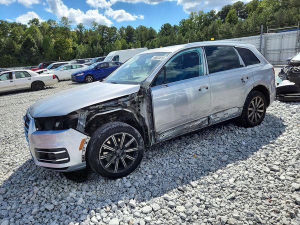 2018 AUDI Q7