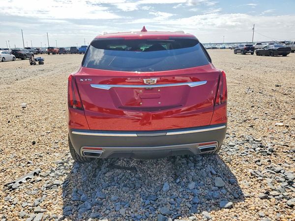 2021 CADILLAC XT5