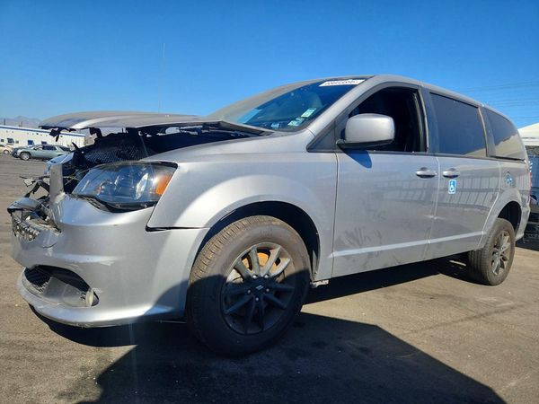 2020 DODGE CARAVAN GT — Front 3/4