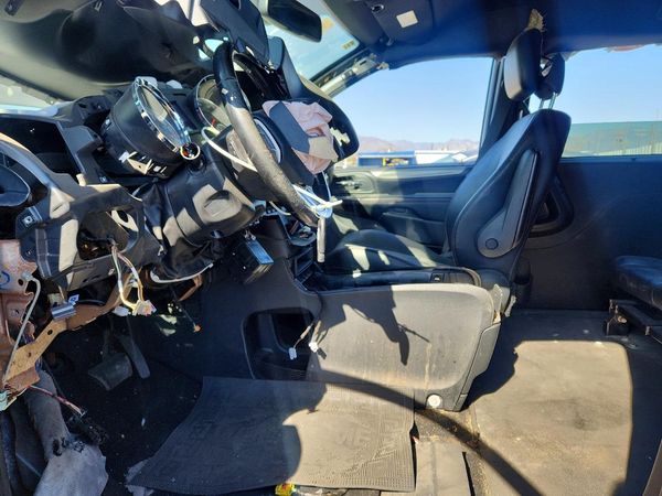 2020 DODGE CARAVAN GT — DENT