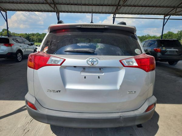 2015 TOYOTA RAV4 XLE (M Grade)
