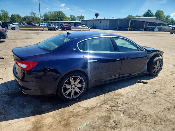 2018 MASERATI QUATTROPORTE Essence