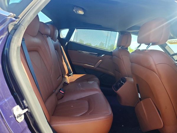 2018 MASERATI QUATTROPORTE Essence