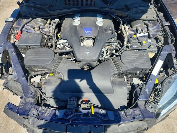 2018 MASERATI QUATTROPORTE Essence