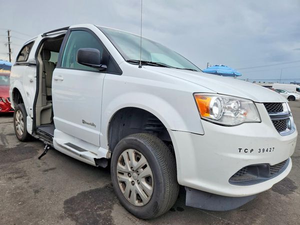 2020 DODGE CARAVAN SE — Passenger 3/4