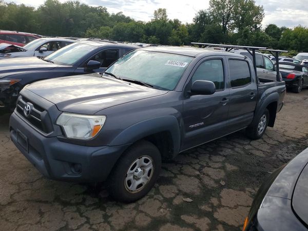 2015 TOYOTA TACOMA Delux Grade