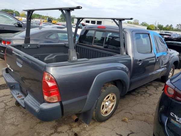 2015 TOYOTA TACOMA Delux Grade
