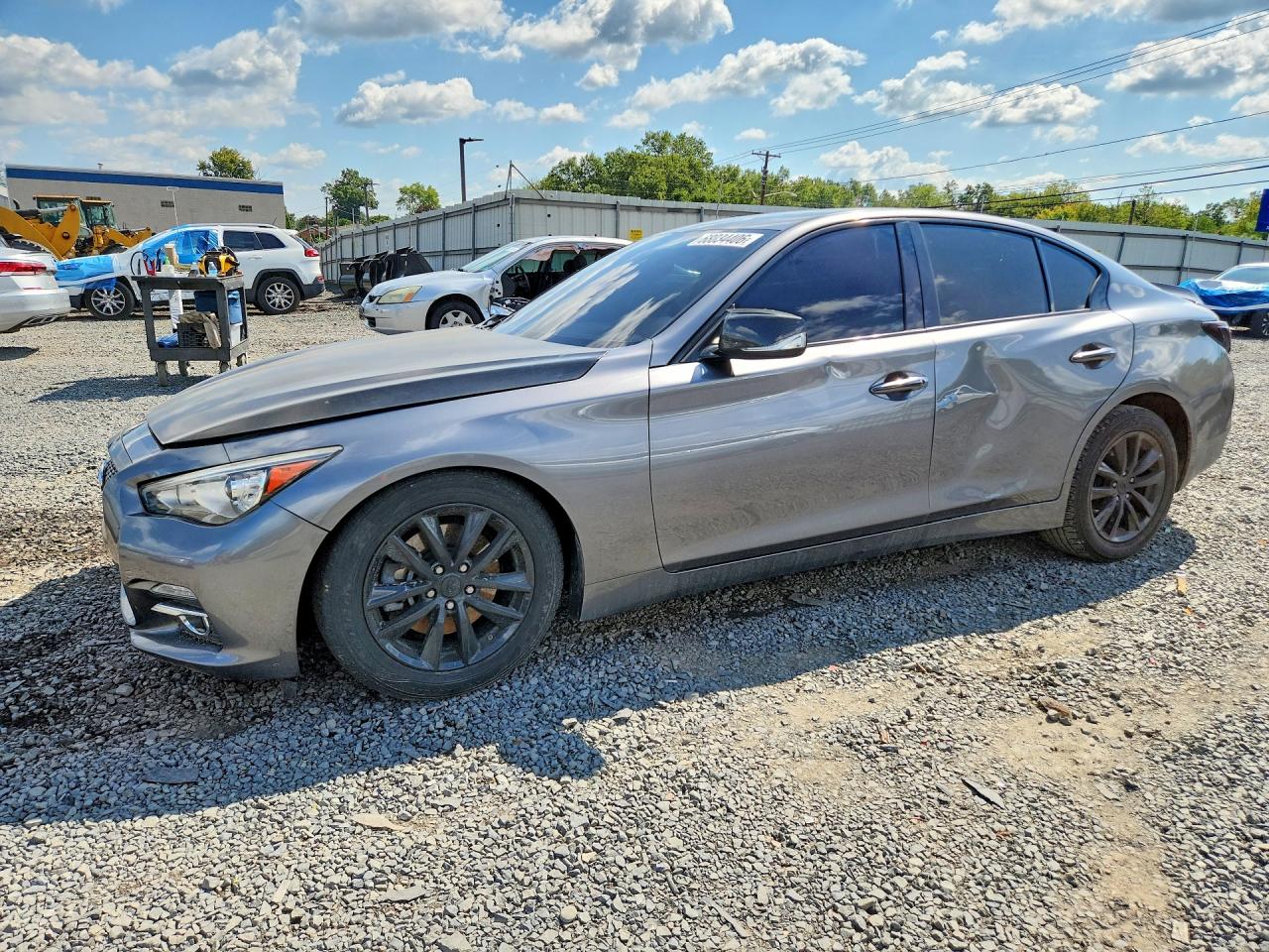 2015 INFINITI Q50