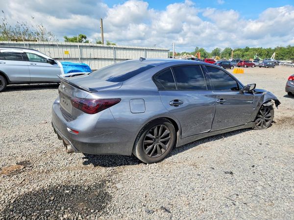2015 INFINITI Q50