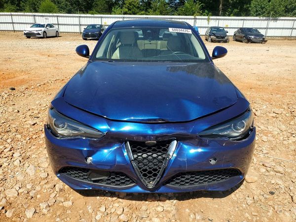 2017 ALFA ROMEO GIULIA