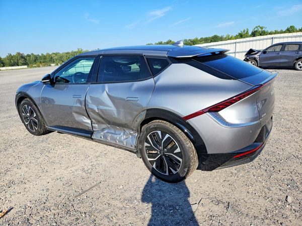 2022 KIA EV6