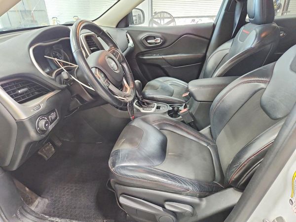 2016 JEEP CHEROKEE Trailhawk