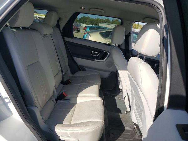 2019 LAND ROVER DISCOVERY SE
