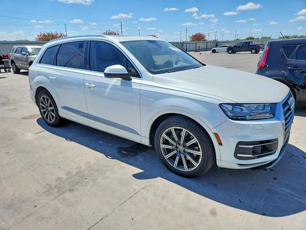 2017 AUDI Q7 quattro Prestige