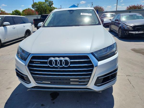 2017 AUDI Q7 quattro Prestige