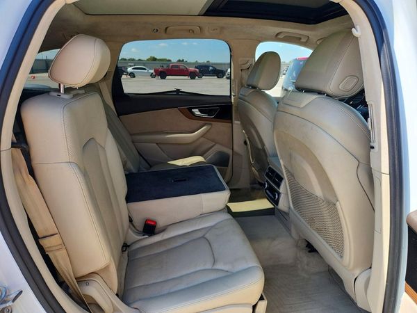 2017 AUDI Q7 quattro Prestige