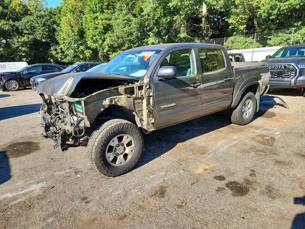 2014 TOYOTA TACOMA — DSFA — Front 3/4