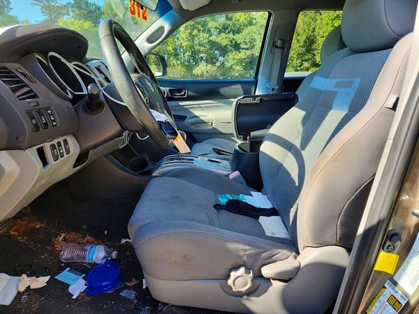 2014 TOYOTA TACOMA Delux Grade — DENT