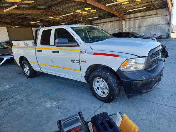 2015 RAM 1500 ST — Passenger 3/4
