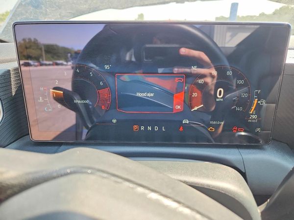 2026 FORD MUSTANG I4