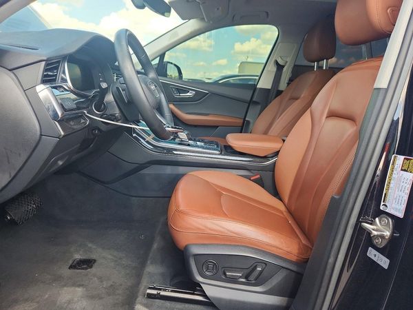 2020 AUDI Q7 quattro Premium Plus