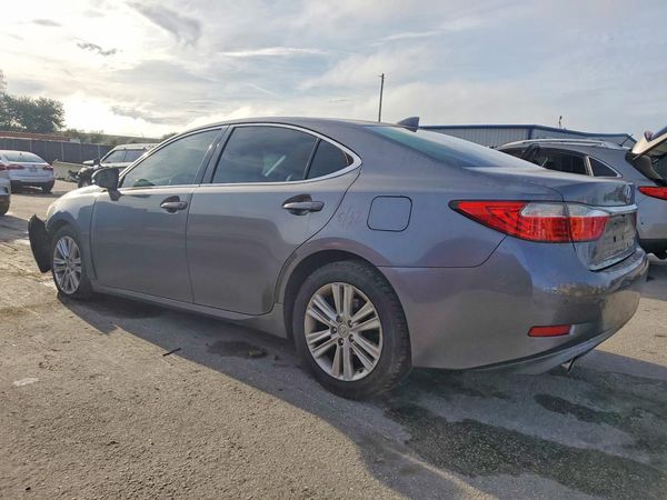 2015 LEXUS ES