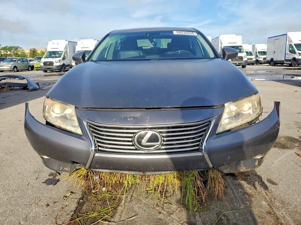 2015 LEXUS ES