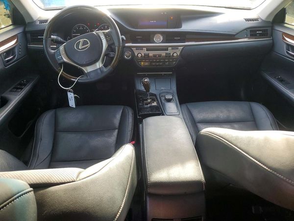 2015 LEXUS ES