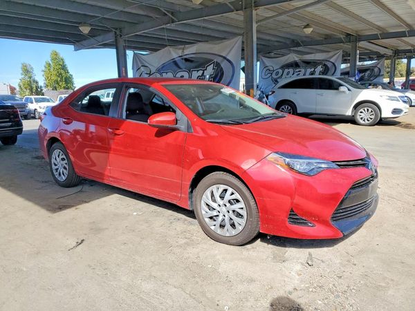 2017 TOYOTA COROLLA — Passenger 3/4