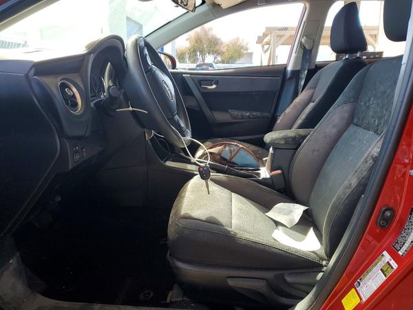 2017 TOYOTA COROLLA — DENT