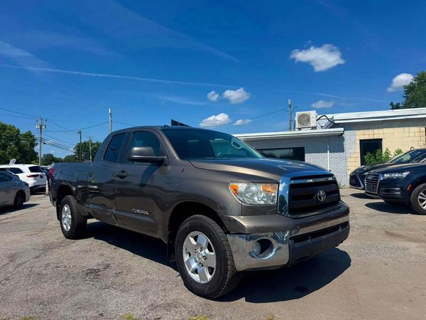 2012 TOYOTA TUNDRA