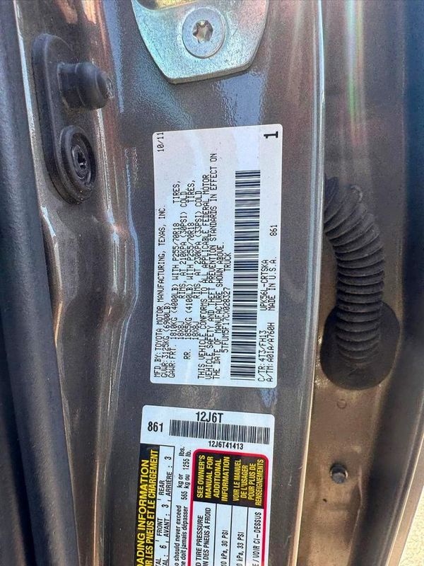 2012 TOYOTA TUNDRA SR5